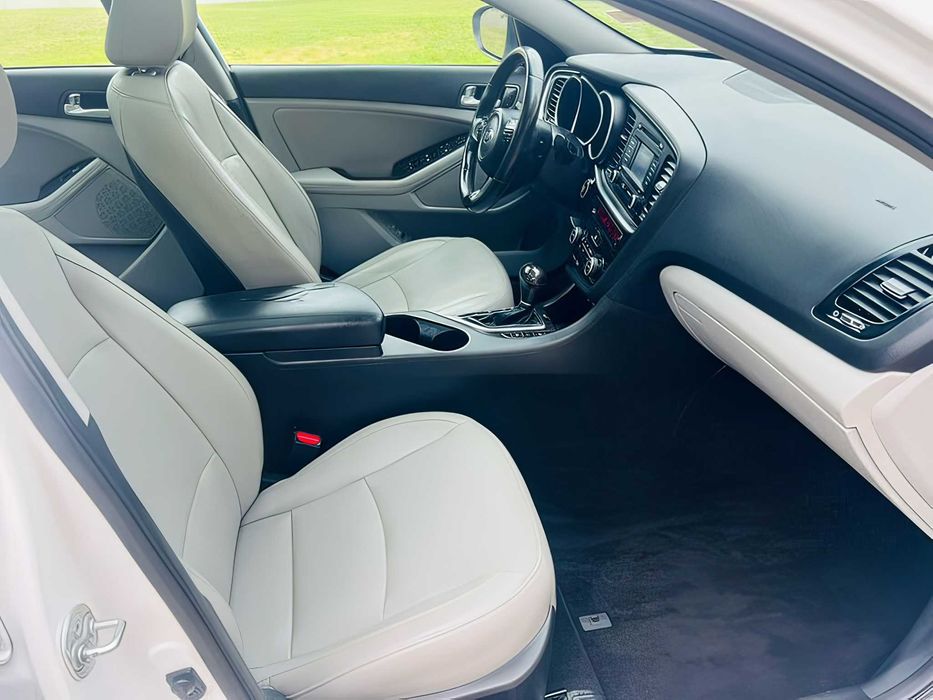 Kia Optima      2015