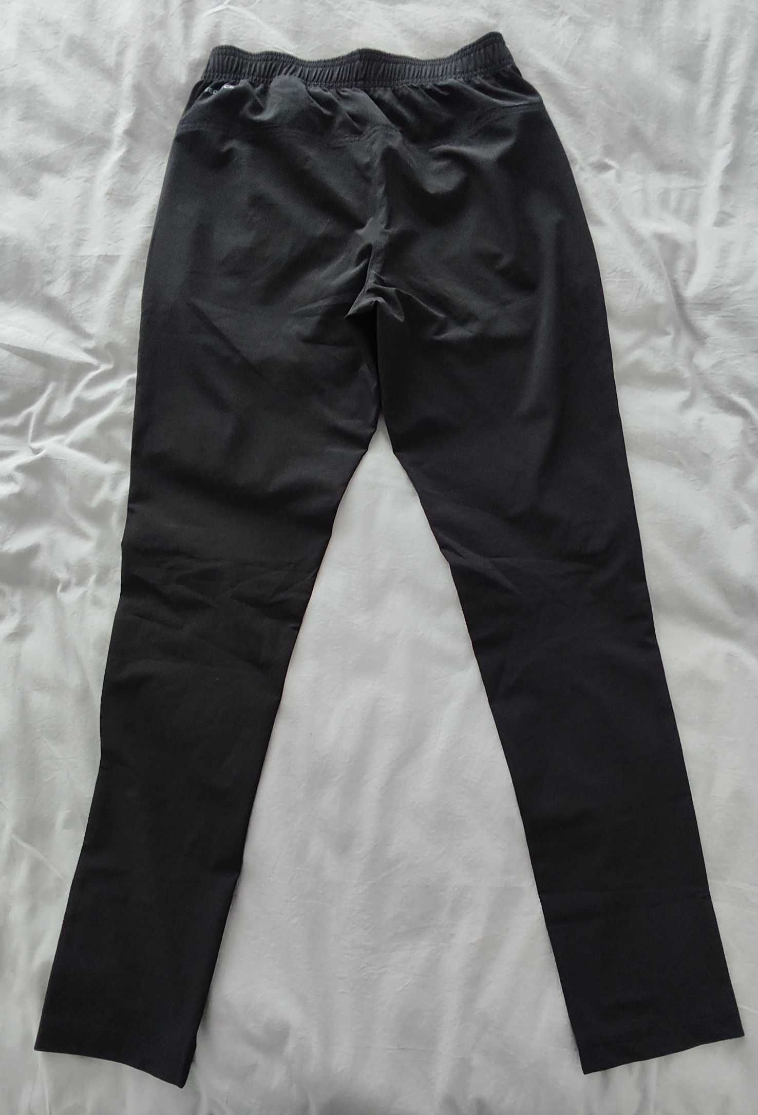 Жіночі спортивні леггінси Reebok WOR WV Cuffed Pants