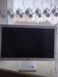 Komputer All-in-One LG 22V240 – 21,5” – Windows 8 – BEZ zasilacza