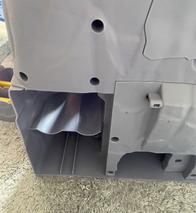 Duza baza hot wheels monster truck