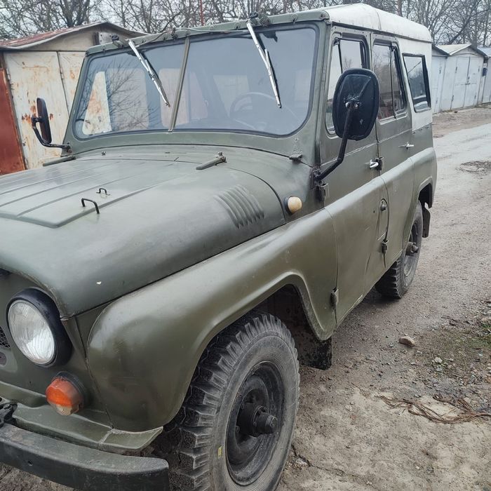 УАЗ 469 з військовими мостами