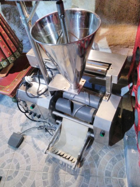 Maquina de Fazer Chamusas Semi Automatico Aco Inoxidavel
