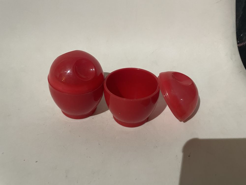 Recipiente coze ovos no microondas