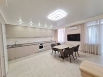 Продам 3 комнатную квартиру. ЖК Дмитриевский