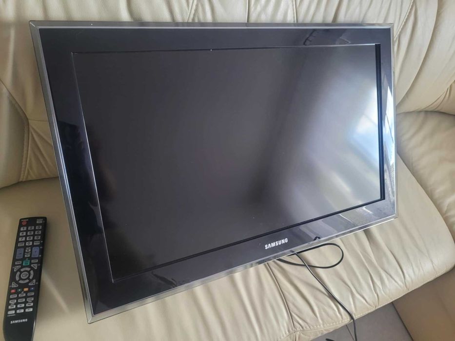 Telewizor Samsung 32 cale.