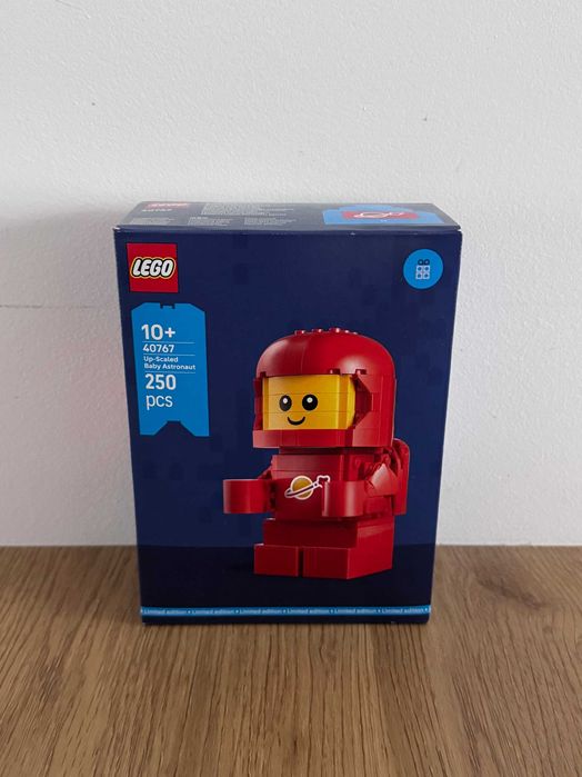 LEGO 40767 - Powiększony mały astronauta