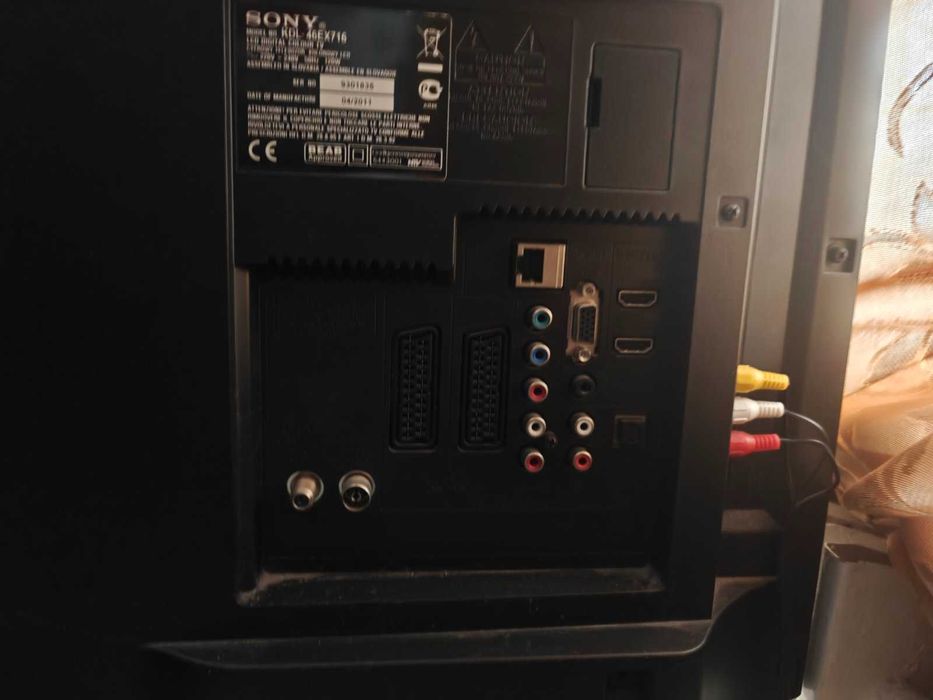 Телевізор Sony KDL-46EX716