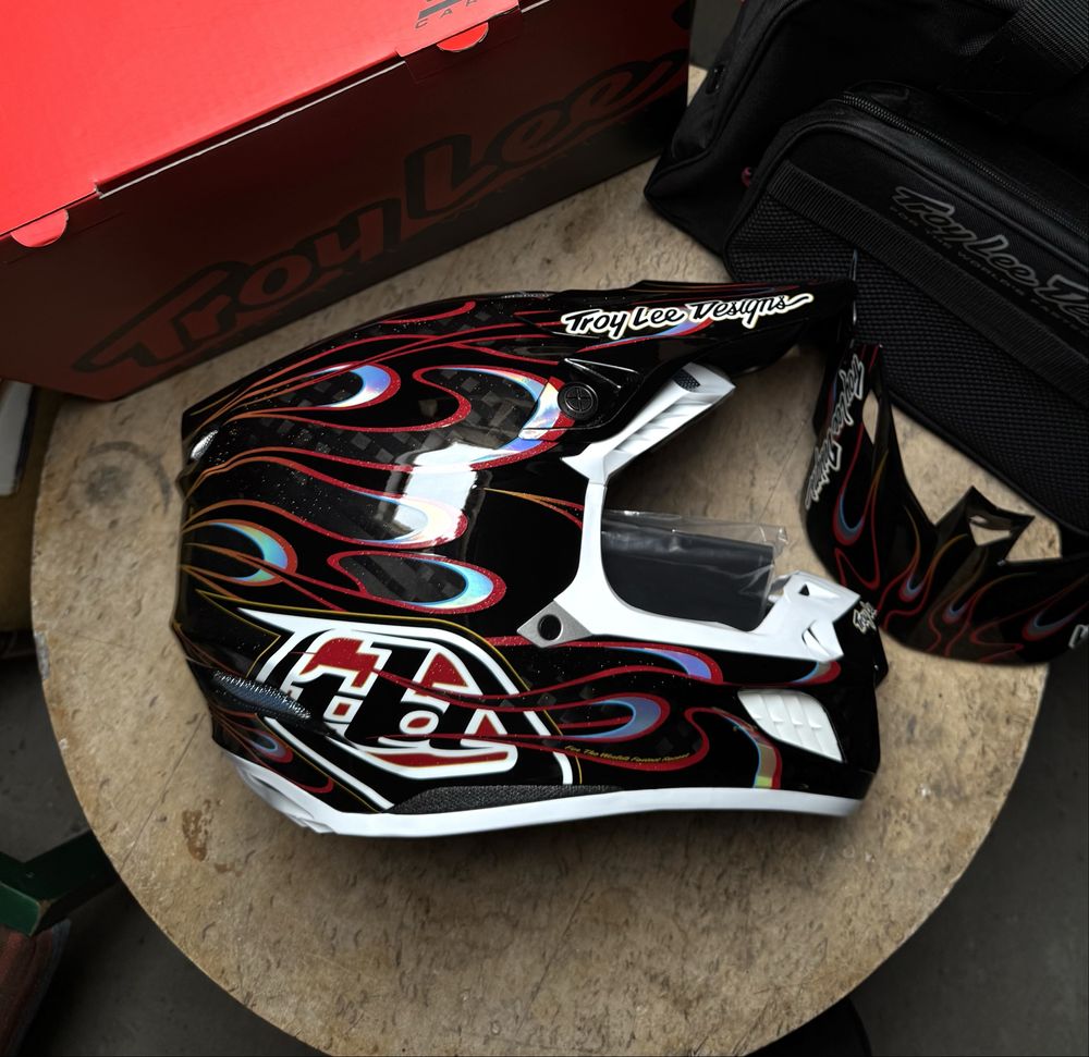 Kask Troy Lee Designs SE5 Carbon Torched nowy S lub M lub L airoh