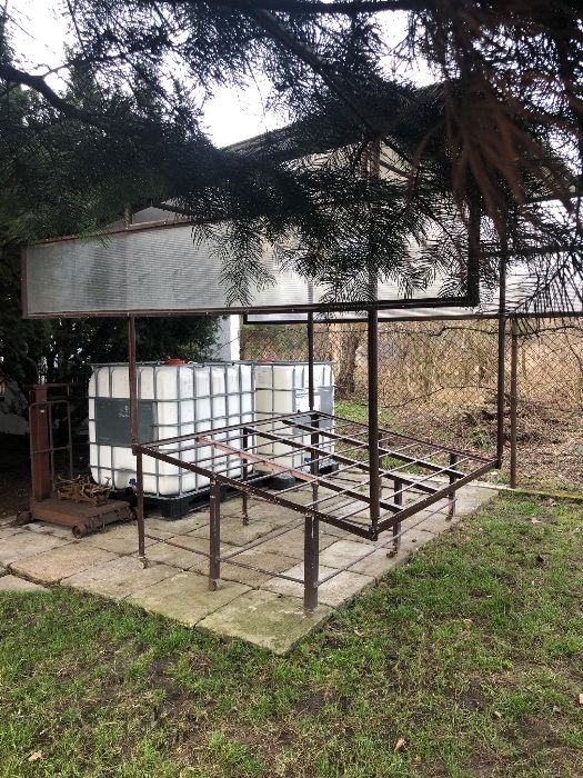 STOISKO TARGOWE - STELAŻ - MOBILNE ruchome z zadaszeniem