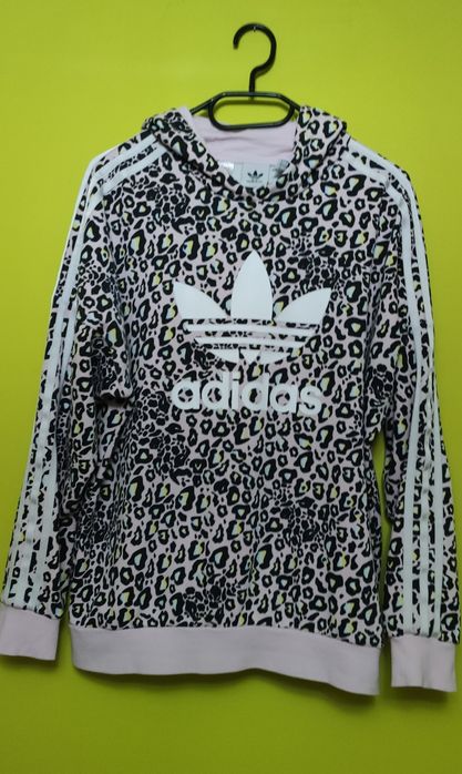Bluza  leopard Adidas damska moro  różowa z czarnym, z kapturem z bawe