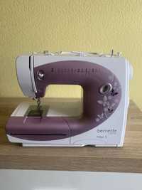 Швейная машинка Bernette Milan 5