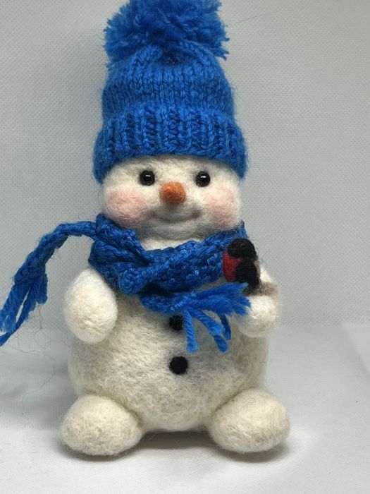 Сніговичок з вовни