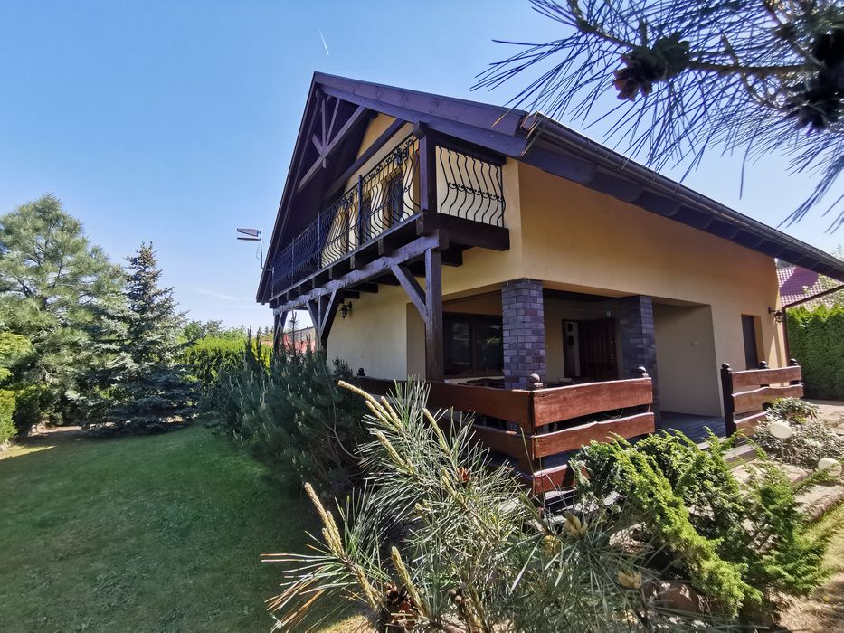 Wynajem PRZYTULNY dom całoroczny umeblowany Cichowo 100m2 jezioro