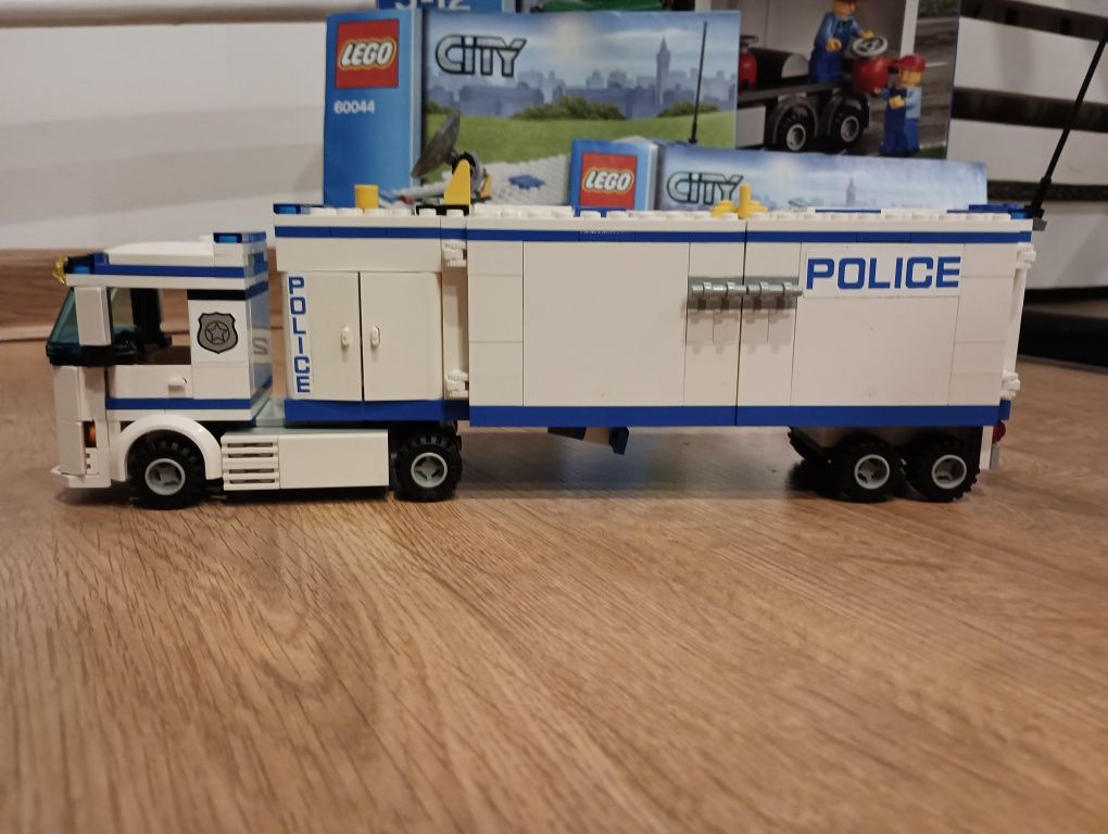 LEGO City 60044 Mobilna baza policji