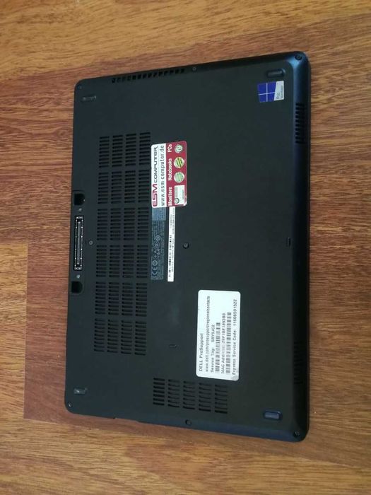 Ноутбук Dell, i5 6640 HQ, ssd 128 gb, озу 8 gb.