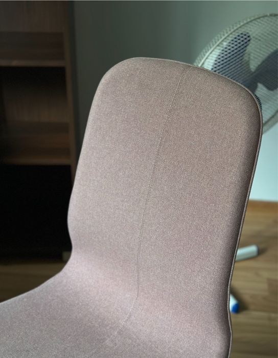 Dwa krzesla obrotowe 360 regulacja wysokości