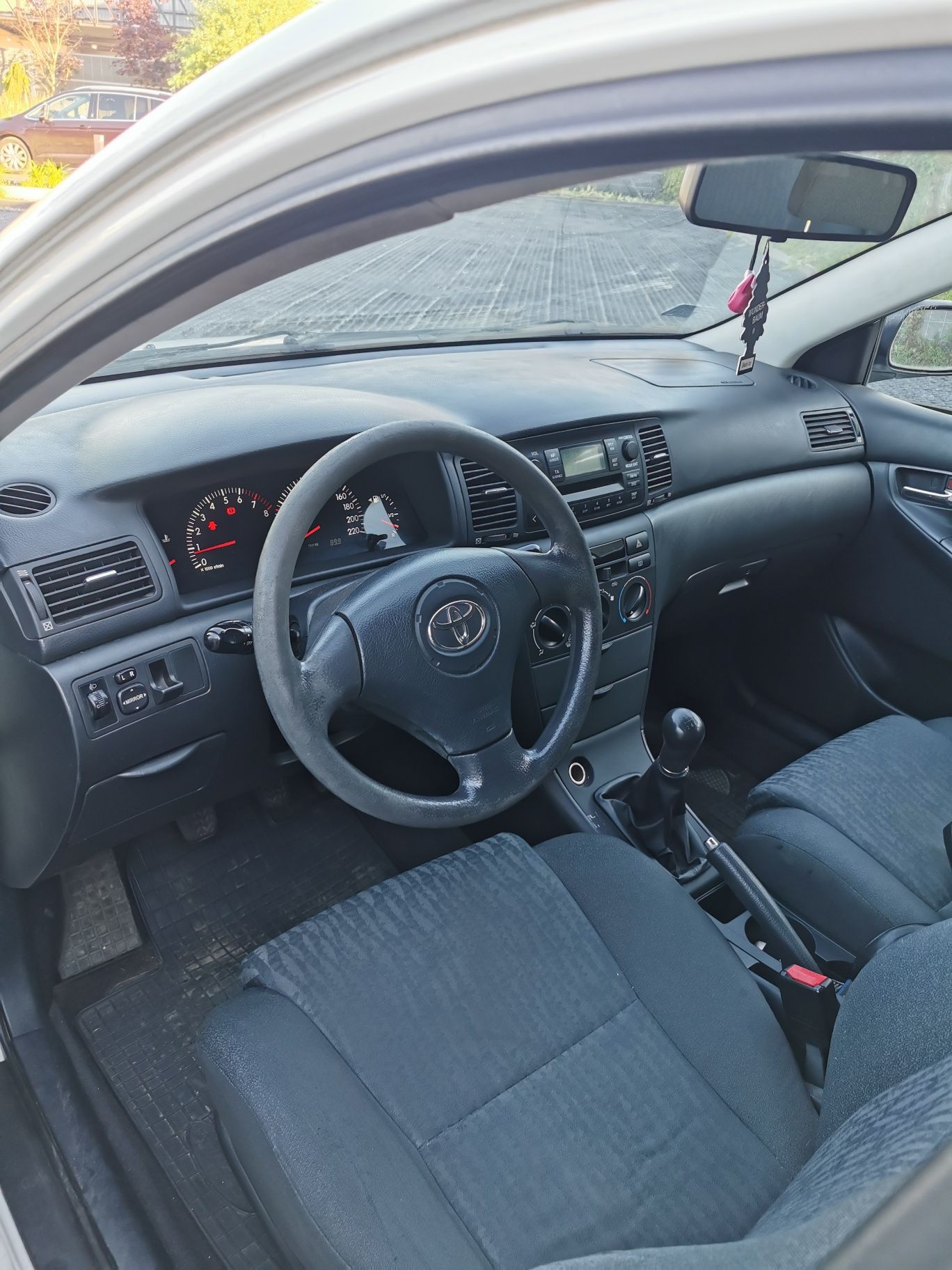 Toyota Corolla E12 kombi 1.4 benzyna 2004