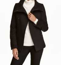 Czarny krótki płaszcz H&M