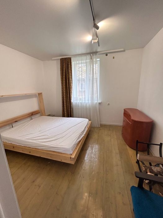 Продаж будинку вул. Чорновола