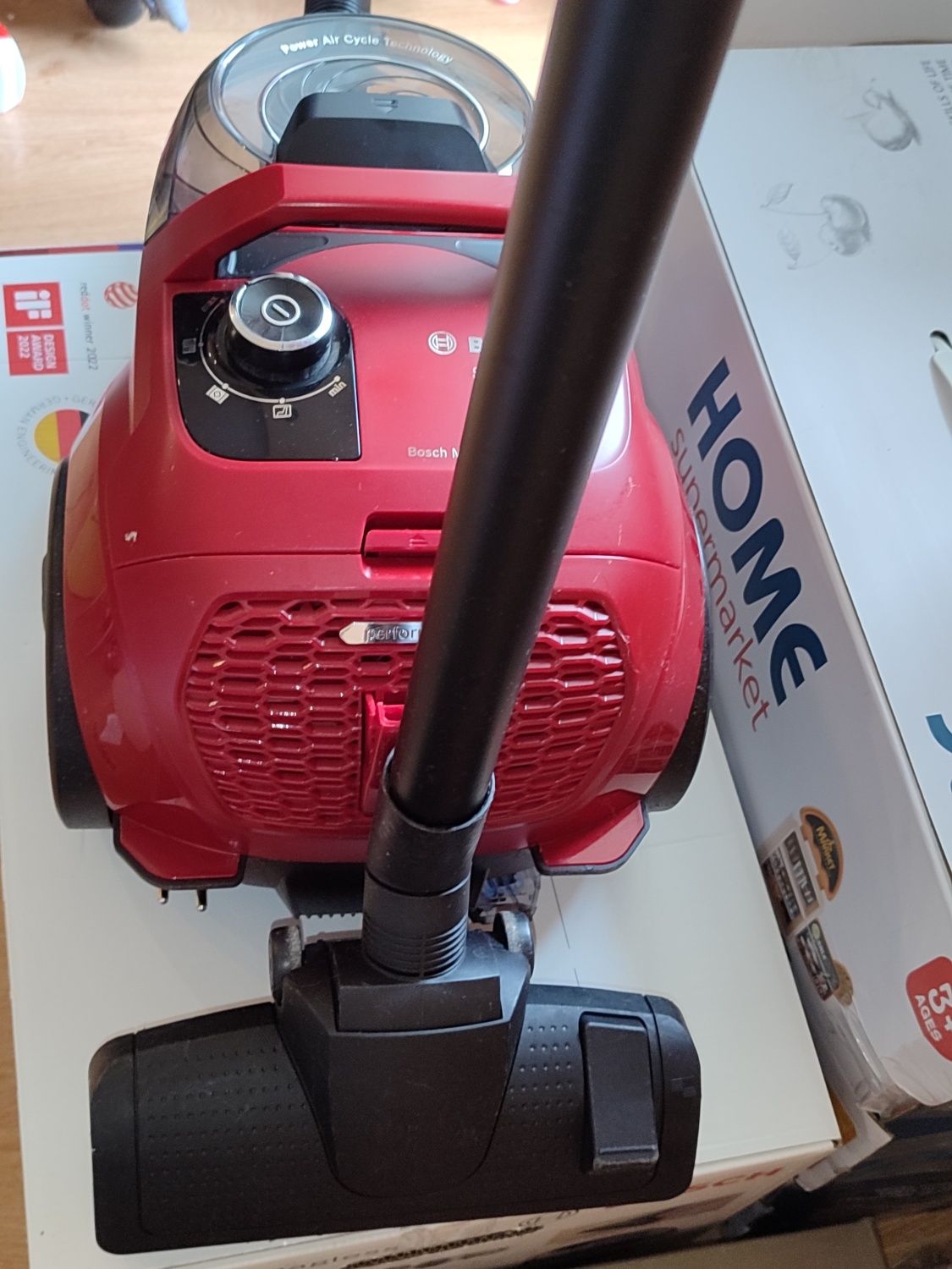 Пилосос для сухого прибирання без мішка Bosch BGC21X350