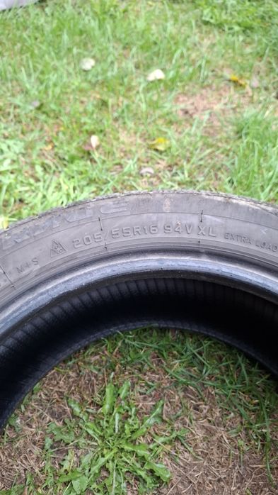 Opony wielosezonowe golf 6. 205/55R16 94V XL. Trzy sztuki