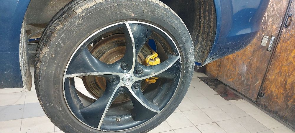 Продам диски с резиной на опель инсигния и т.д на р 18