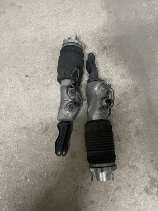 amortyzator przod prawy lewy porsche panamera 971 bentley gt igla