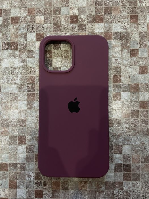 Продам новый чехол на iphone 12 pro max