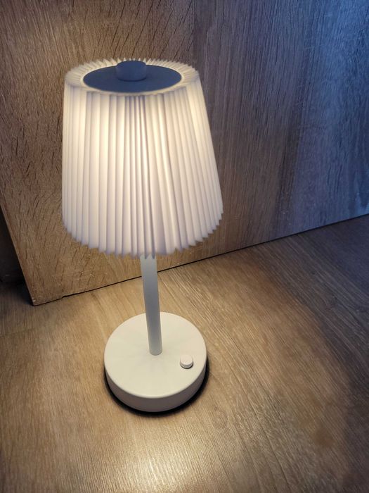 Lampka ozdobna akumulatorowa