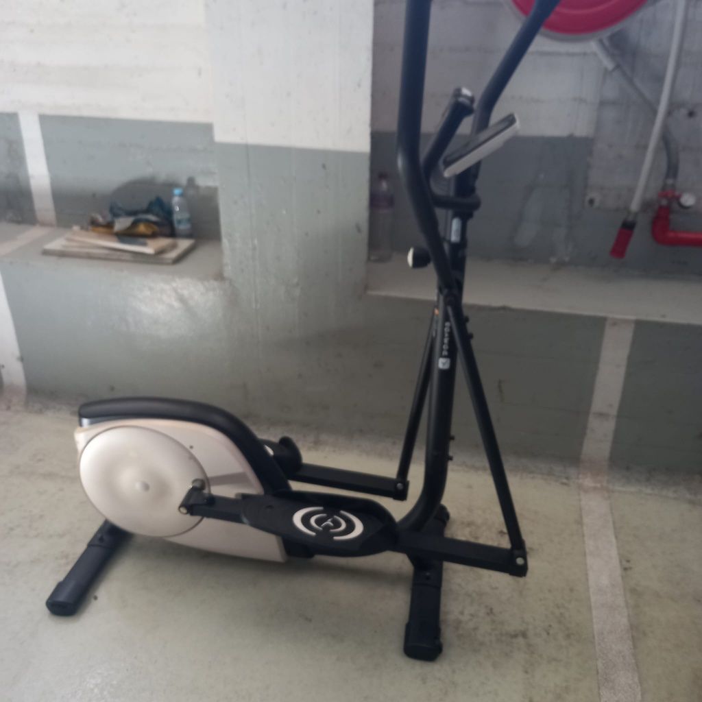 Bicicleta de ginástica