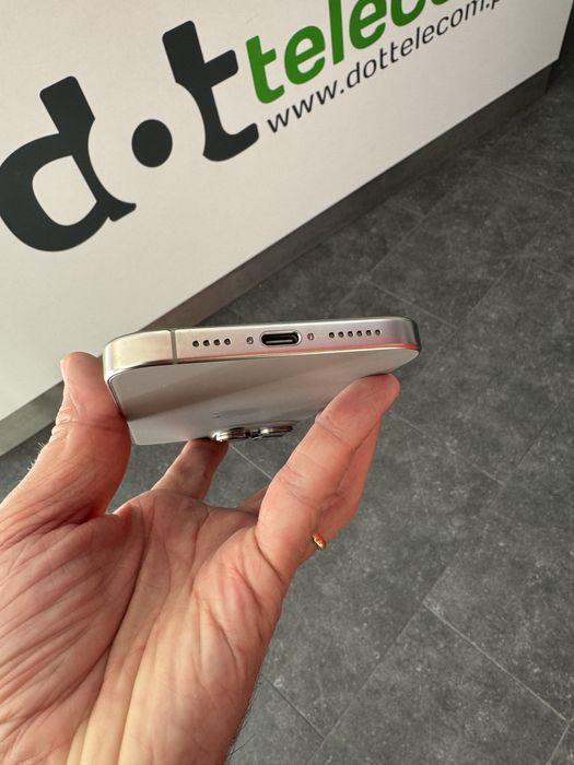 iPhone 16 pro Max 256GB - Bateria 99%