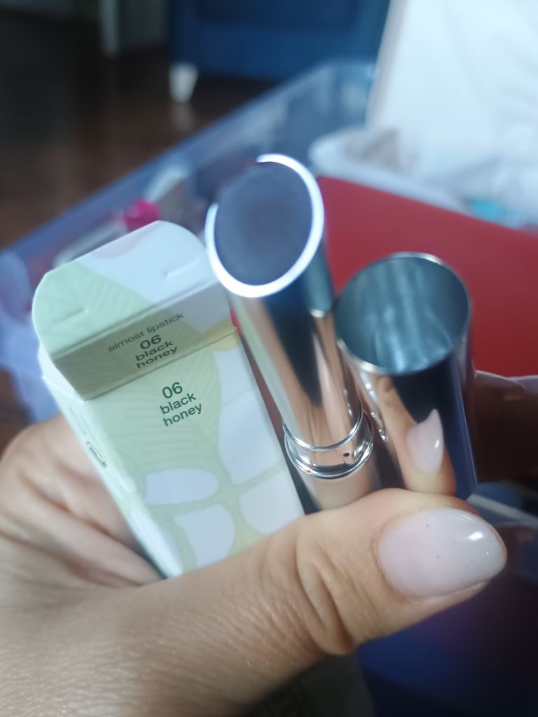 Clinique almost lipstick 06 Black honey nowa pomadka