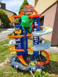 Hot Wheels zjeżdzalnia