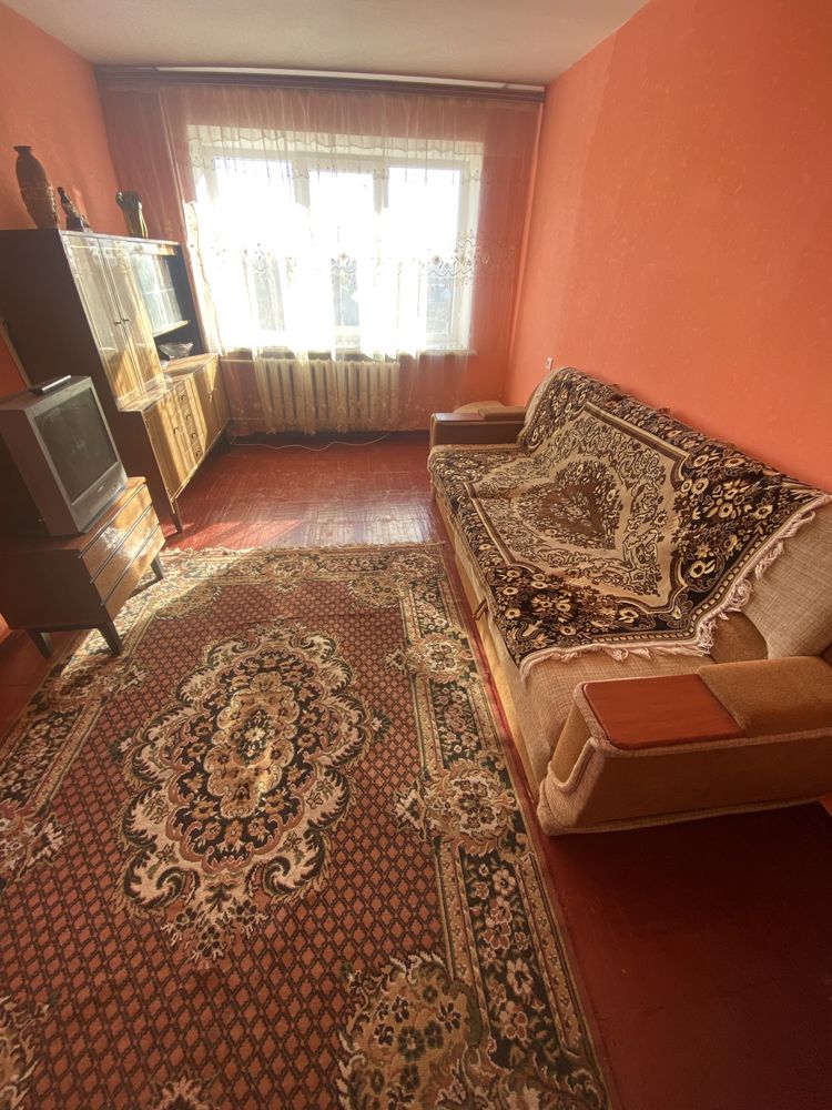 Здається квартира подобово в самому центрі міста