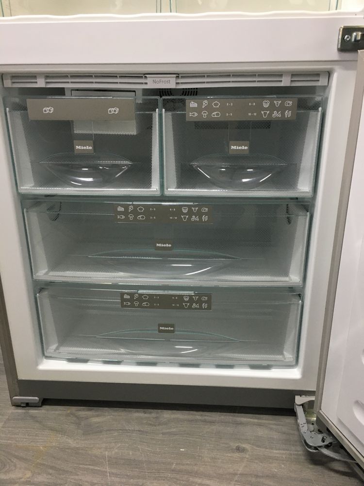 Miele 75см  KFN14943 SDEed/cs холодильник з льодогенератором