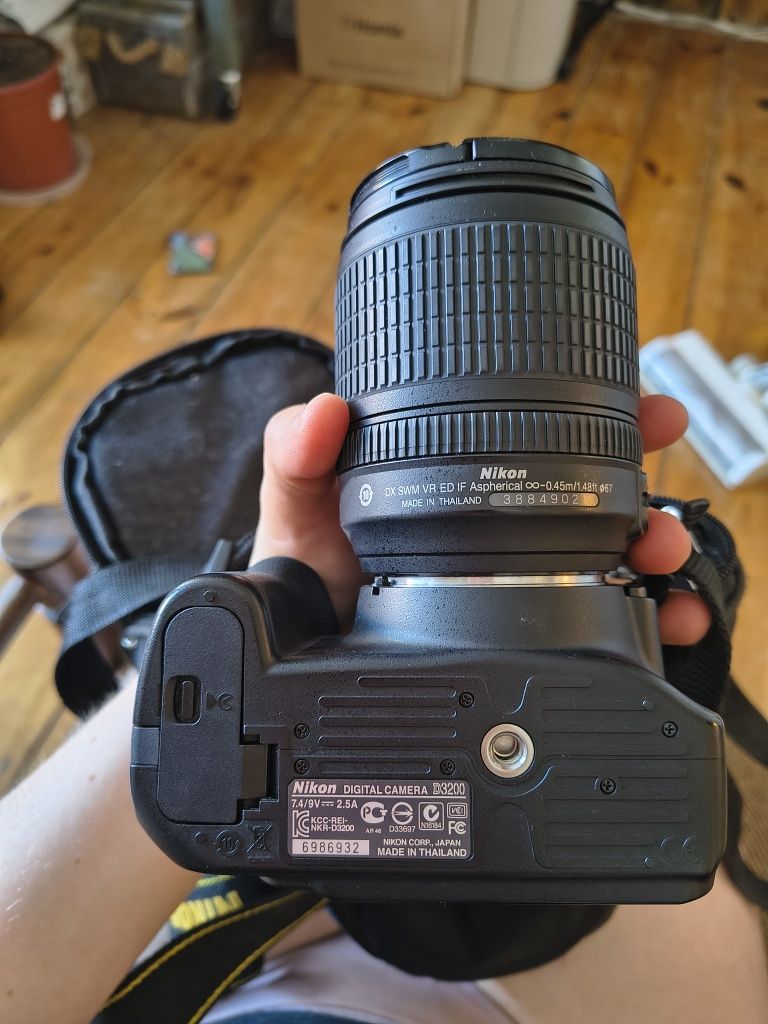 Nikon D3200 + obiekty kitowy