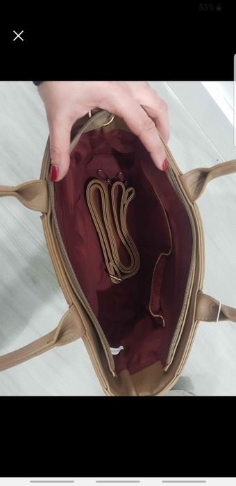 Mala com alça castanha