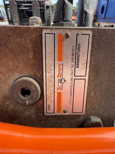 DOOSAN nowy siłownik hydrauliczny do koparki