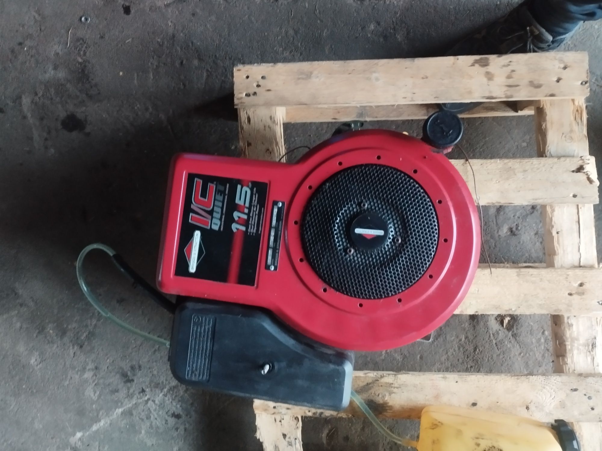 Silnik do traktorka kosiarki Briggs 11.5 HP kompletny