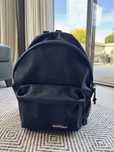 Mochila Eastpak preta