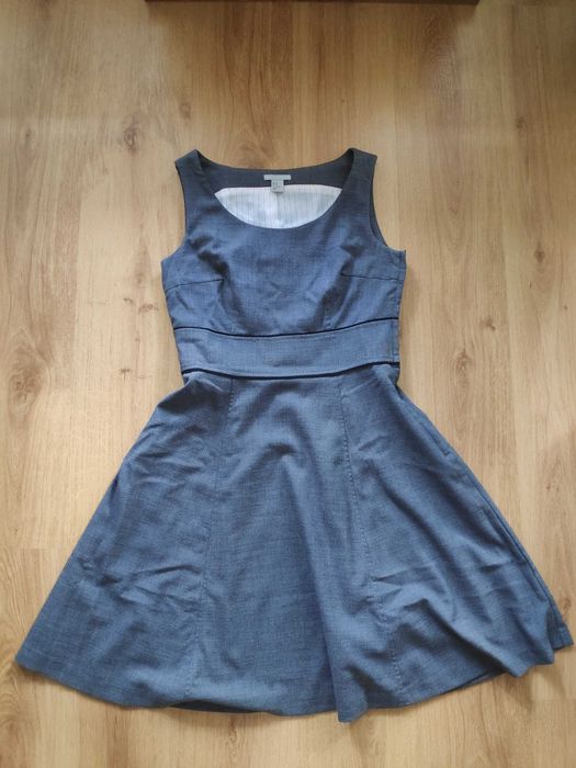 Vestido Clássico Cinza A line H&M 40