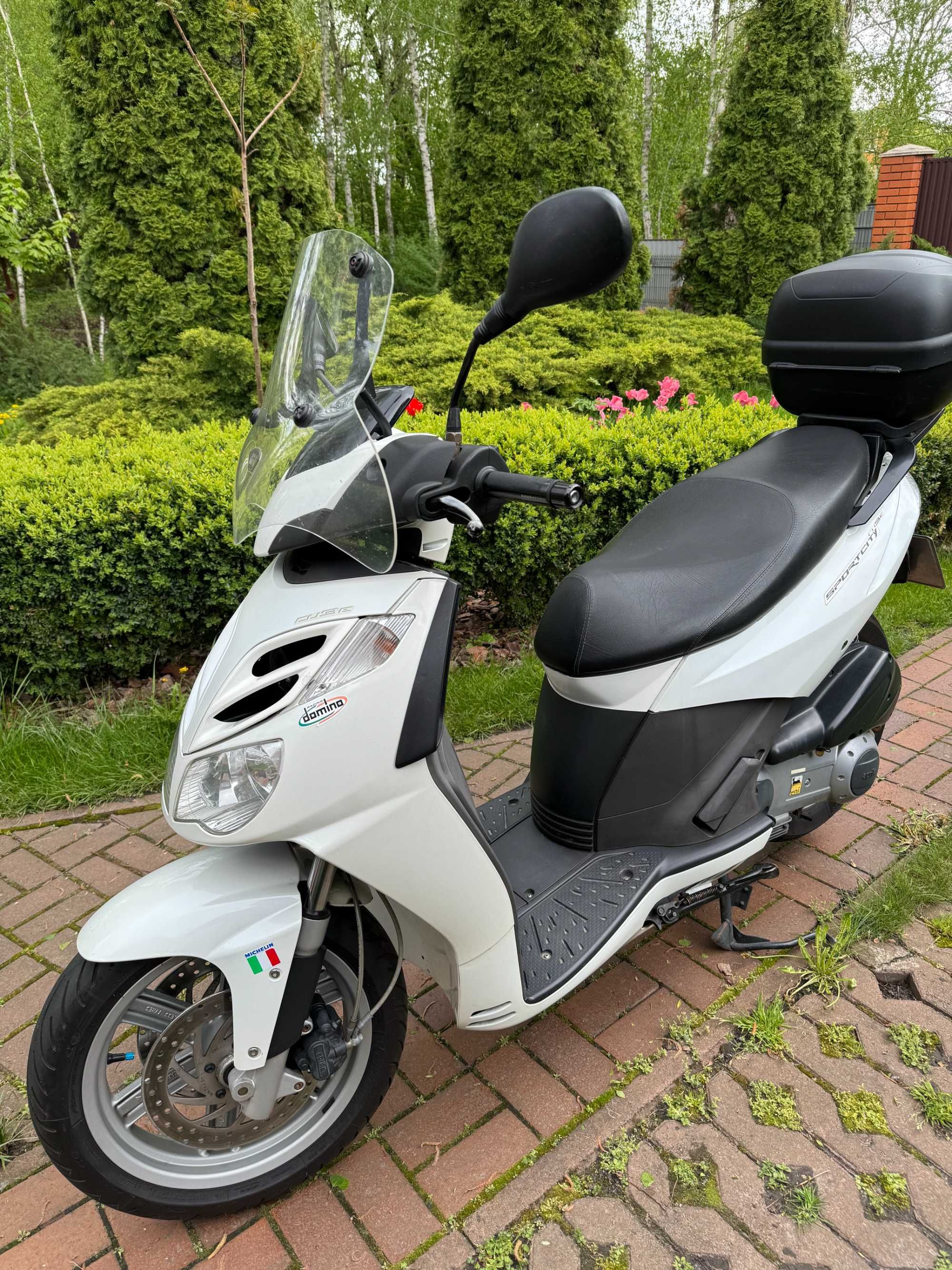 Продам скутер Aprilia Sport Siti 250 Торг