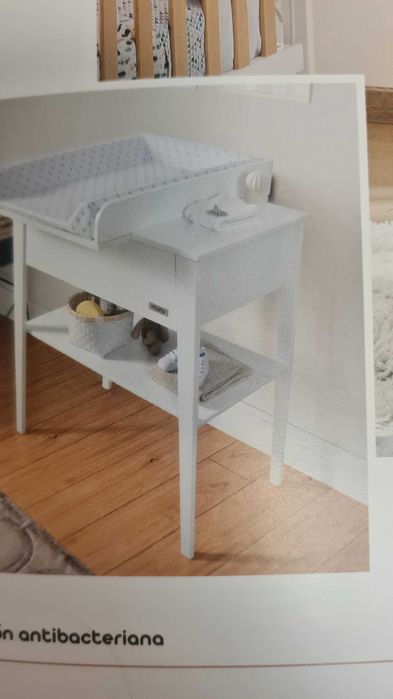 Vendo mobiliário para bebé - Micuna