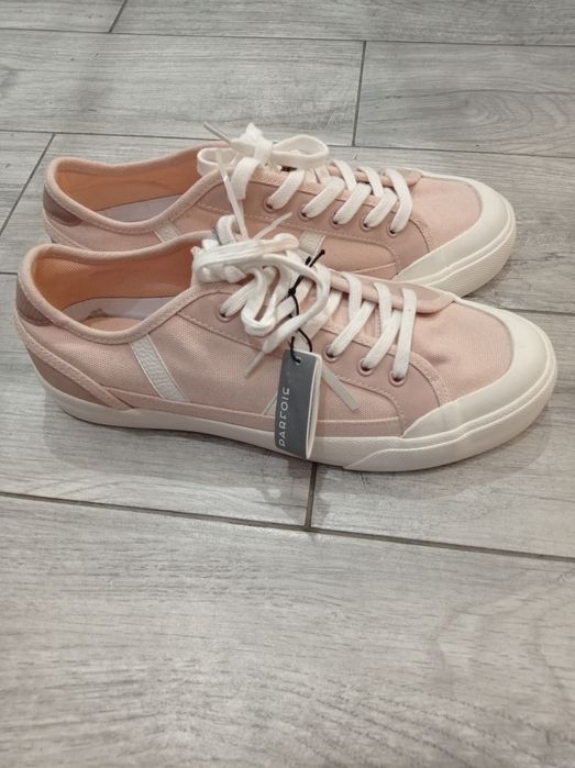 Жіночі кеди, кросівки, мокасини Parfois, бежеві, 40 р./9