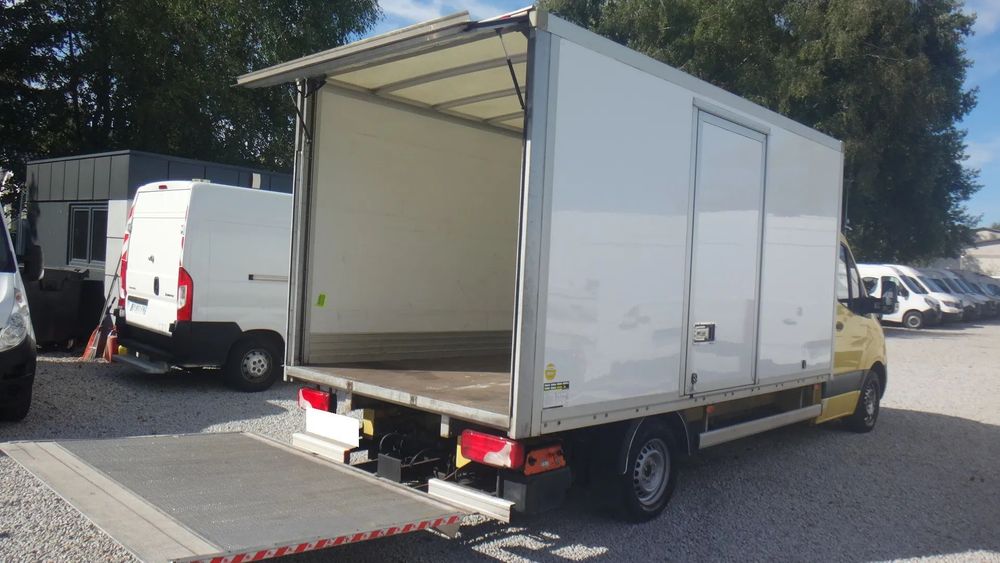 Mercedes-Benz Sprinter  SPRINTER 316 kontener z windą 750kg 12/2020 drzwi boczne klima navi