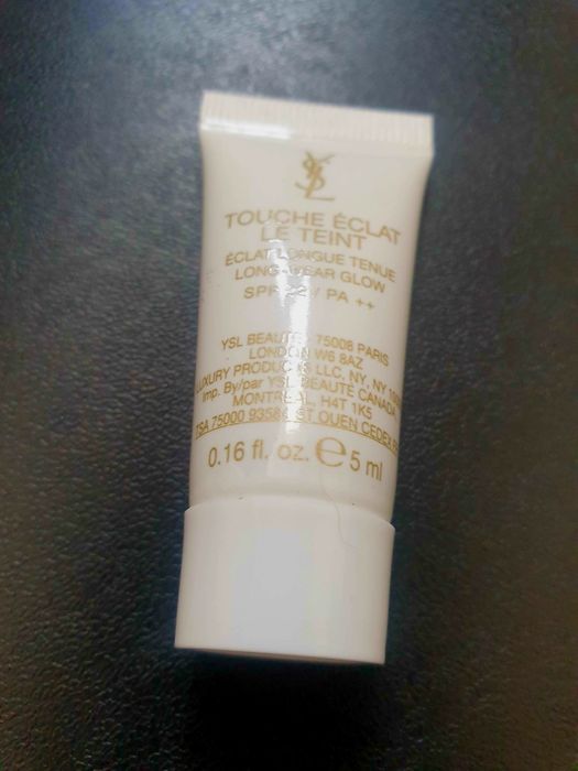 YSL Touche Eclat Le Teint SPF 22 podkład