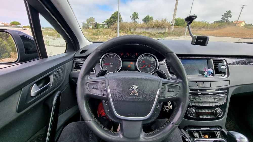 Peugeot 508 SW 2011