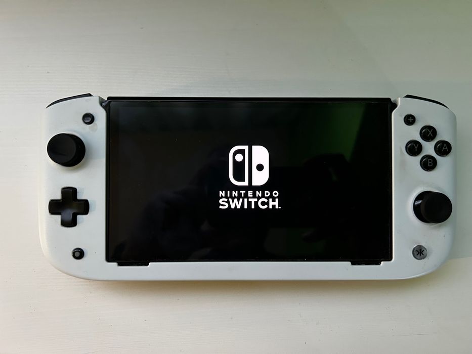 Nintendo Switch Oled + Dodatki
