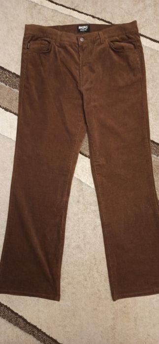 Жіночі вельветові штани