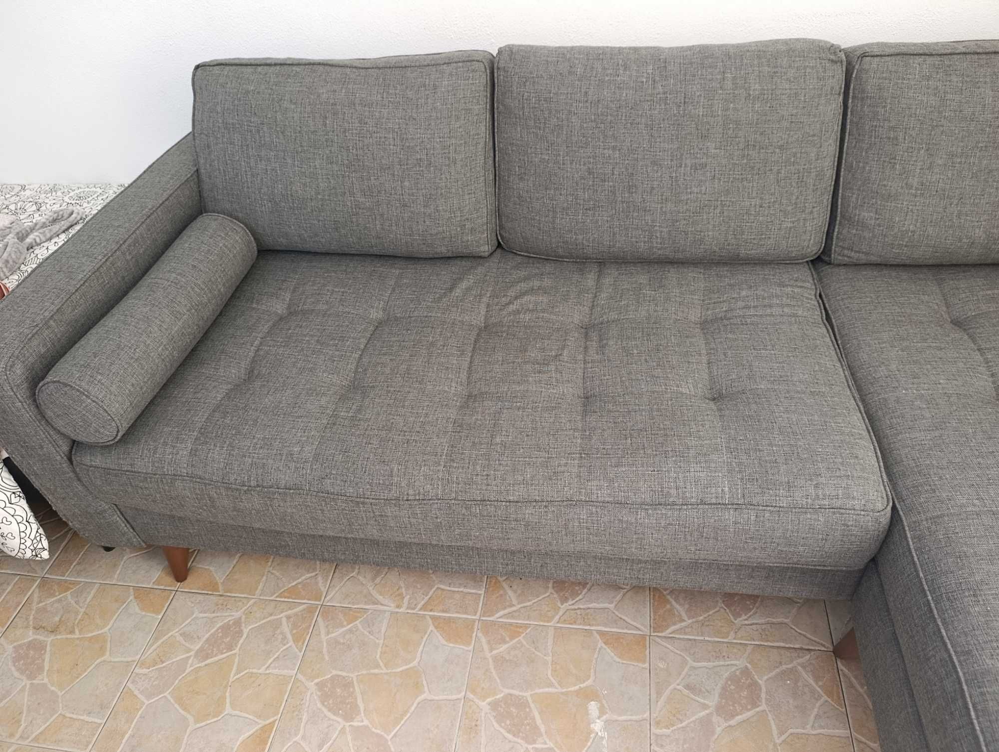 Sofá Conforama chaise longue